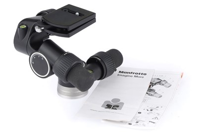 Lot 825 - A Manfrotto 405 Geared Tripod Head