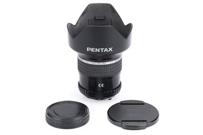 Lot 525 - An SMC-Pentax FA 645 f/3.5 35mm AL(IF) Lens