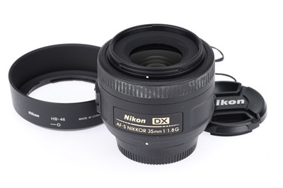 Lot 608 - A Nikon AF-S Nikkor f/1.8G 35mm DX Lens