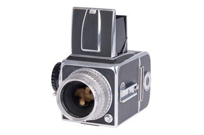 Lot 325 - A Hasselblad 1600F Medium Format Camera
