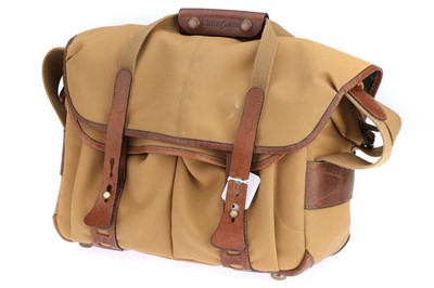 Lot 772 - A Billingham 307 Camera Bag