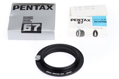 Lot 622 - A Pentax 67 Reverse Adapter