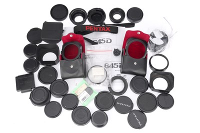 Lot 775 - A Selection of Pentax Medium Format Accessories