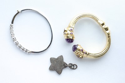Lot 100 - A Collection of Silver Jewellery