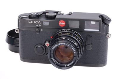 Lot 67 - A Leica M6 Rangefinder Camera