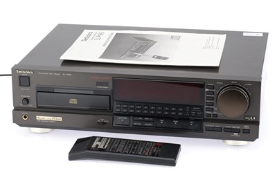 Lot 1020 - A Technics SL-P999 Hi Fi CD Player