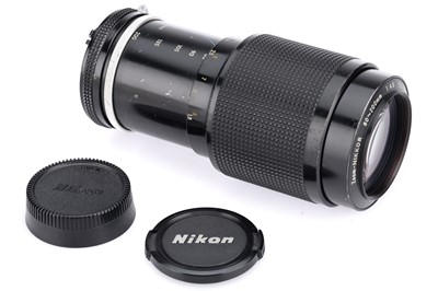 Lot 456 - A Zoom-Nikkor f/4.5 80-200mm Lens