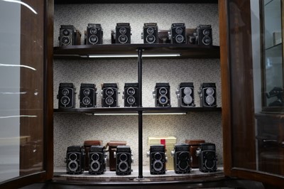 Lot 363 - A Comprehensive Collection of Early Rollei Rolleicord Cameras