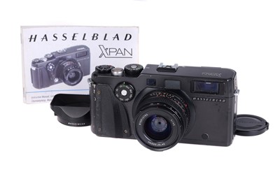 Lot 278 - A Hasselblad X-Pan Panoramic 35mm Rangefinder Camera