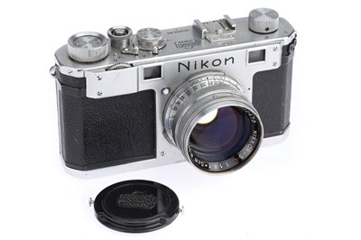 Lot 76 - A Nikon S 35mm Rangefinder Camera