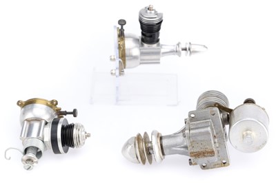 Lot 943 - A Group of Model Aero Engines