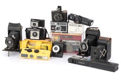 Lot 400 - A Mixed Selection of Cameras