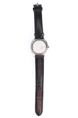 Lot 955 - An Omega Seamaster Cosmic Automatic Waterproof Wristwatch