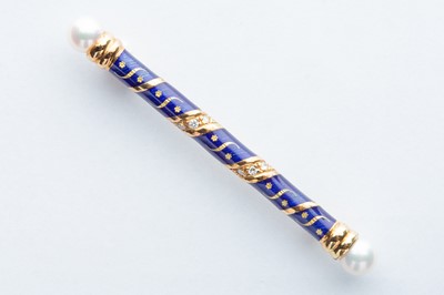 Lot 115 - A Faberge by Victor Mayer 18ct Gold & Enamel Bar Brooch