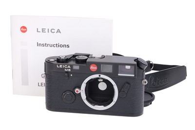 Lot 68 - A Leica M6 Rangefinder Camera Body