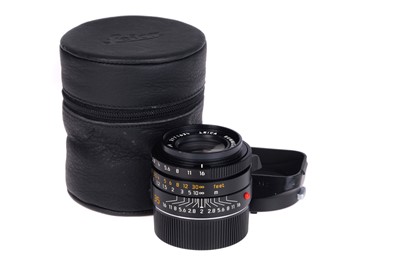 Lot 91 - A Leitz Summicron-M ASPH. f/2 35mm Lens