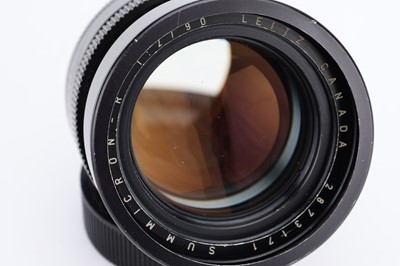 Lot 34 - A Leitz Canada Summicron-R f/2 90mm Lens