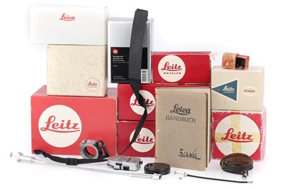 Lot 63 - A Selection of Leica Accessories and Boxes
