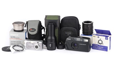 Lot 401 - A Selection of Cameras and Accessories