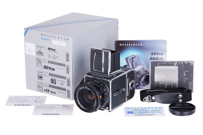 Lot 335 - A Hasselblad '40 Years in Space' 501CM Medium Format Camera Outfit