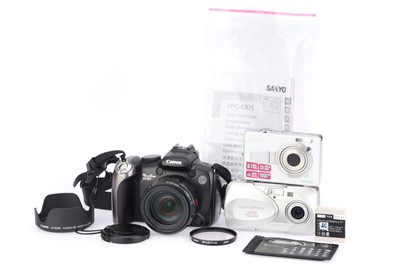 Lot 225 - A Group of Digital Cameras