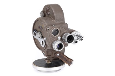 Lot 708 - A Bell and Howell Filmo 16mm Cine Camera