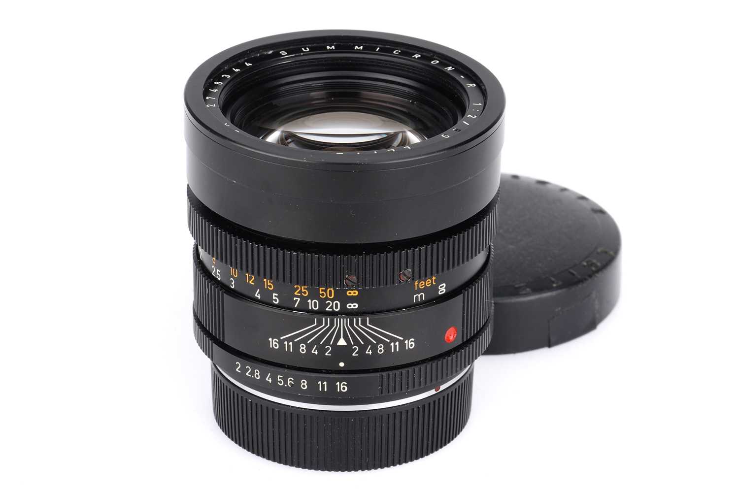 Lot 41 - A Leitz Canada Summicron-R f/2 90mm Lens