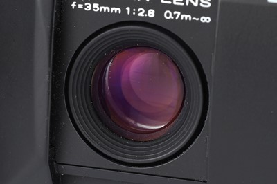 Lot 49 - A Selection of 35mm Cameras