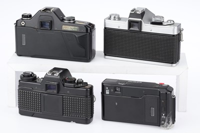 Lot 49 - A Selection of 35mm Cameras
