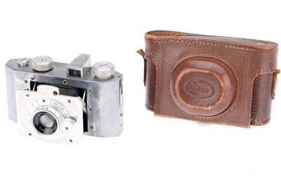 Lot 396 - A Gallus Derlux 127 Film Camera