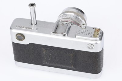 Lot 51 - A Voigtlander Vitessa T 35mm Rangefinder Camera