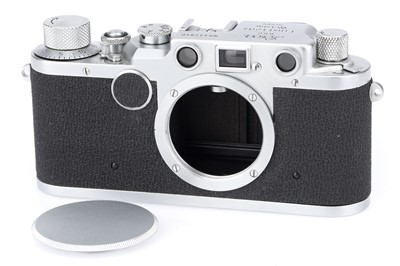 Lot 4 - A Leica IIc 35mm Rangefinder Camera