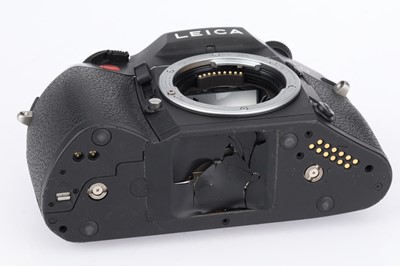 Lot 13 - A Leitz Leica R8 SLR Camera Body