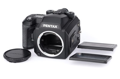 Lot 306 - A Pentax 645N II Medium Format SLR Camera