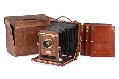 Lot 711 - A Watson Half Plate Field Camera