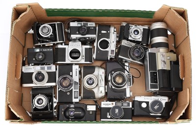 Lot 122 - A Diverse Tray of Cameras