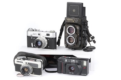 Lot 127 - A Mixed Selection of Cameras
