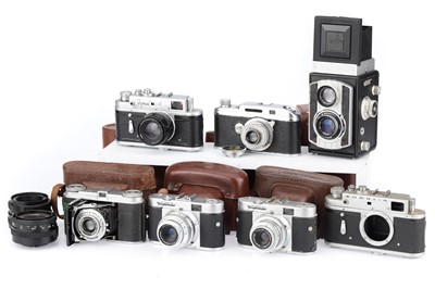 Lot 132 - A Mixed Selection of Cameras & Lenses