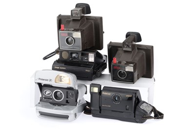 Lot 386 - A Group of Polaroid Instant Film Cameras