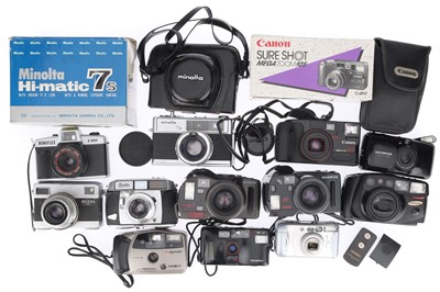 Lot 385 - A Mixed Selection of Cameras