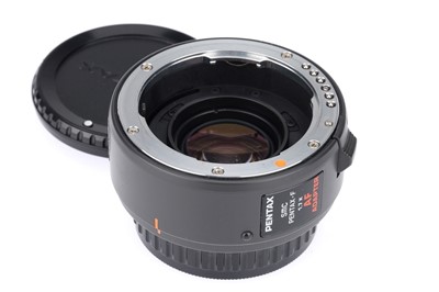 Lot 557 - An SMC Pentax-F 1.7x AF Adapter