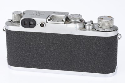 Lot 2 - A Leica IIIf Redscale 35mm Rangefinder Camera