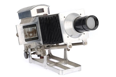Lot 924 - Useable Magic Lantern