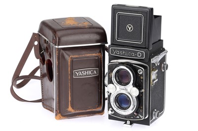 Lot 356 - A Yashica D Medium Format TLR Camera