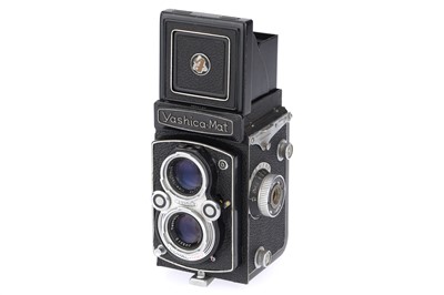 Lot 361 - A Yashica-Mat Medium Format TLR Camera