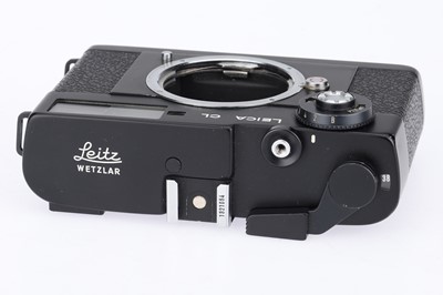 Lot 28 - A Leitz Leica CL 35mm Rangefinder Camera