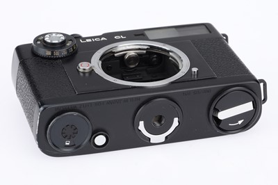 Lot 28 - A Leitz Leica CL 35mm Rangefinder Camera
