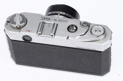 Lot 78 - A Yashica 35 f/1.9 35mm Rangefinder Camera