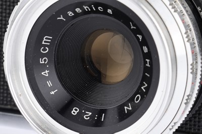 Lot 80 - A Yashica Minister D 35mm Rangefinder Camera