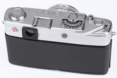 Lot 80 - A Yashica Minister D 35mm Rangefinder Camera